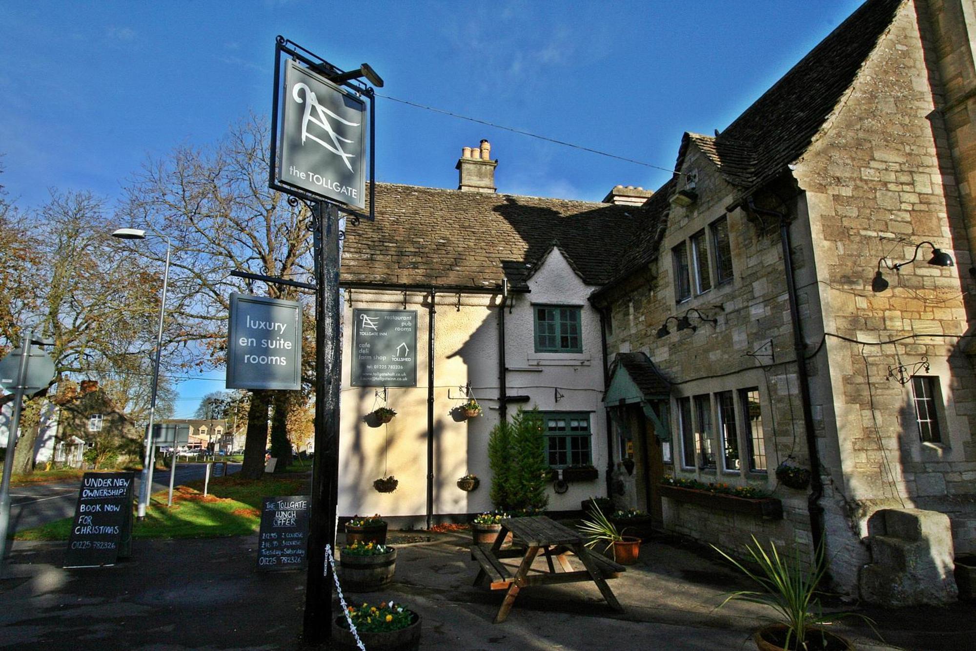 The Tollgate Inn Bradford-On-Avon Eksteriør billede