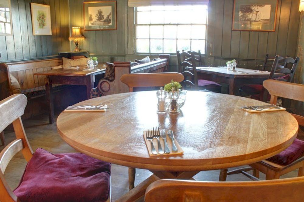 The Tollgate Inn Bradford-On-Avon Eksteriør billede