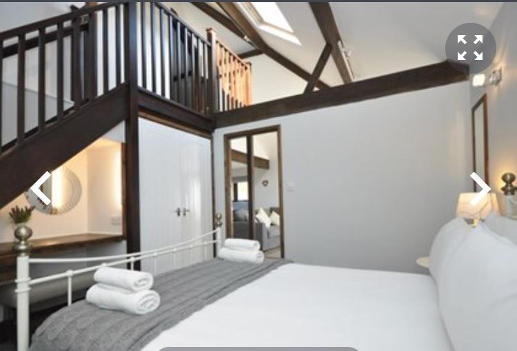 The Tollgate Inn Bradford-On-Avon Eksteriør billede